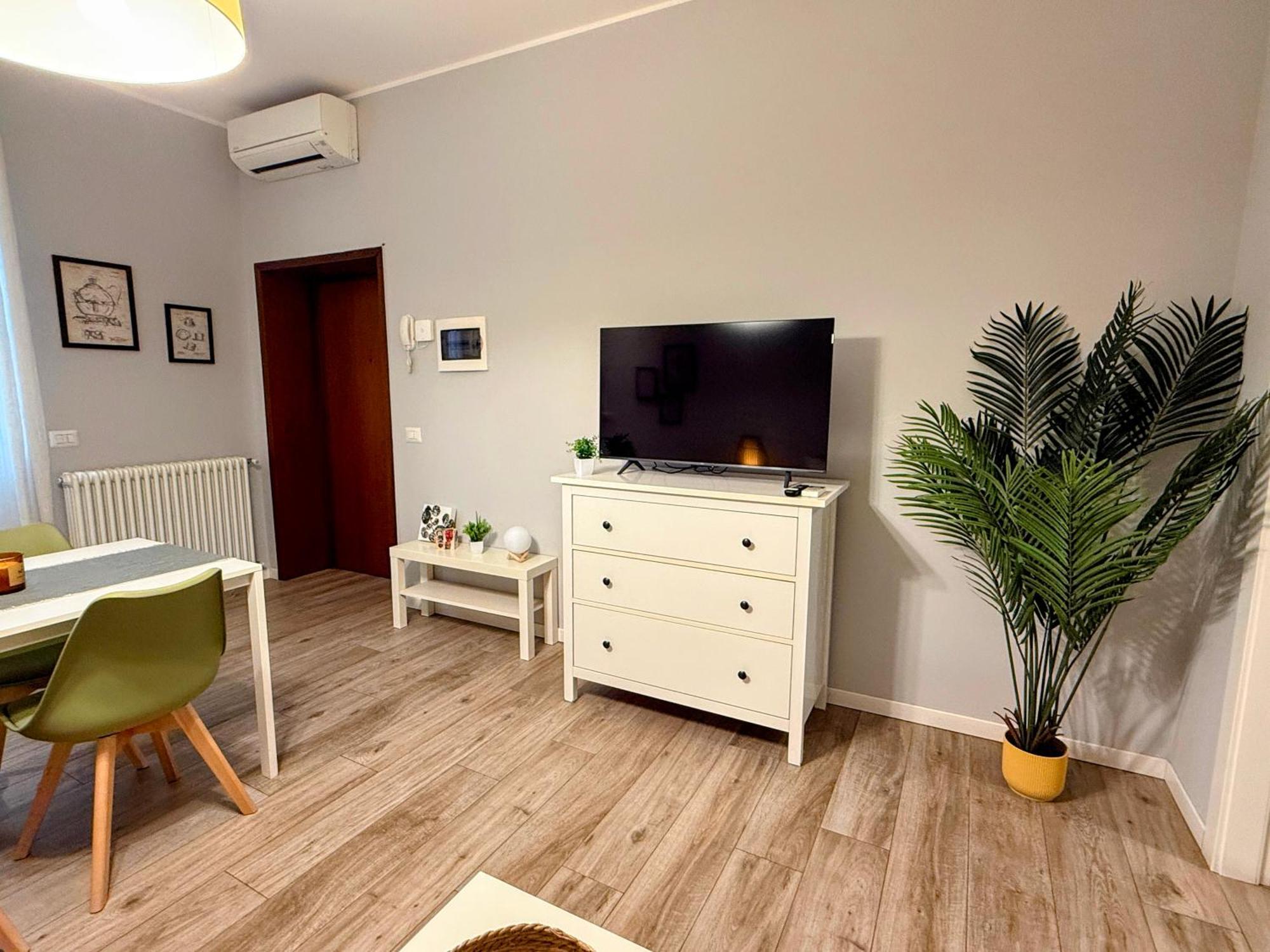 10 Minuti Duomo-loreto Turro-green Apartment